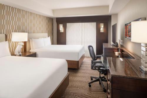 Renaissance Phoenix Downtown Hotel