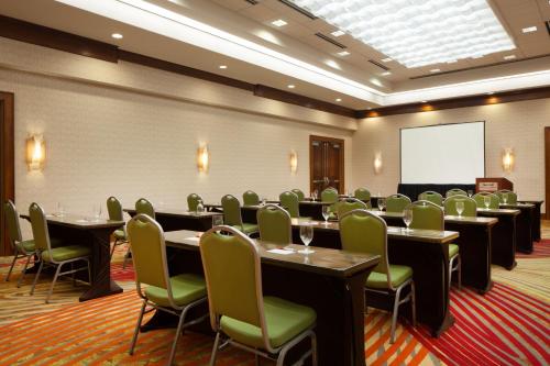 Marriott Memphis East - image 13