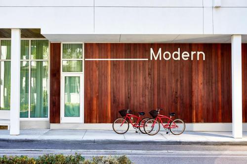 The Sarasota Modern, a Tribute Portfolio Hotel