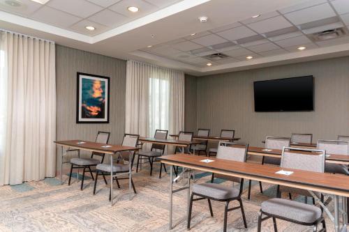 Fairfield Inn & Suites by Marriott Indianapolis Carmel