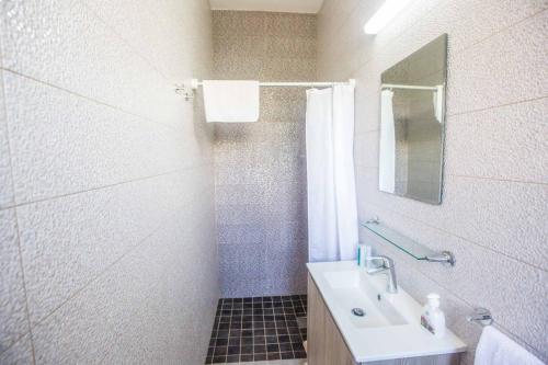 Five-Bedroom Villa image 5