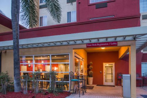 TownePlace Suites by Marriott Anaheim Maingate Near Angel Stadium