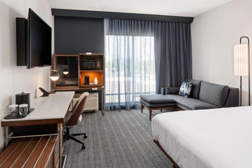 Courtyard by Marriott Owatonna Downtown - image 9