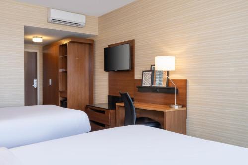 Fairfield Inn & Suites by Marriott Los Angeles LAX/El Segundo - image 14