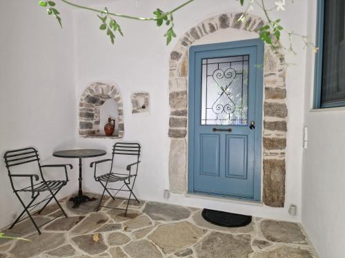 Iekārtas, PYRGOS - Traditional house at Kaloxilos, Naxos in Chalkio