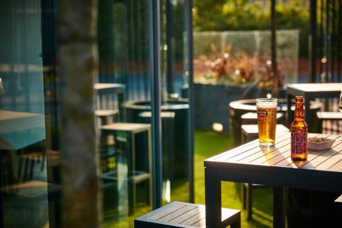 AC Hotel by Marriott Manchester Salford Quays - image 6