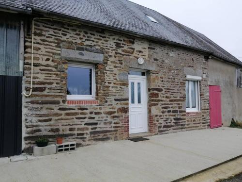 Charmante petite maison de vacances gîte à louer Saint-Clair-de-Halouze