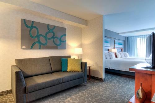 SpringHill Suites by Marriott Old Montreal