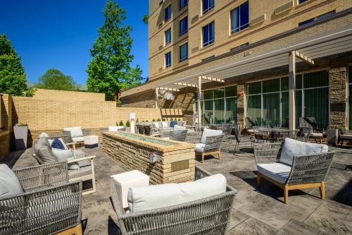 Courtyard by Marriott Raleigh Cary Crossroads, Кэри