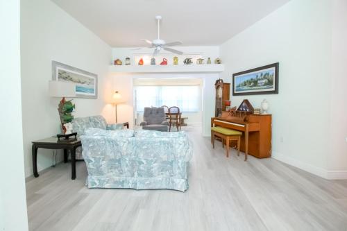 Bright N Cheery in Bradenton, USA