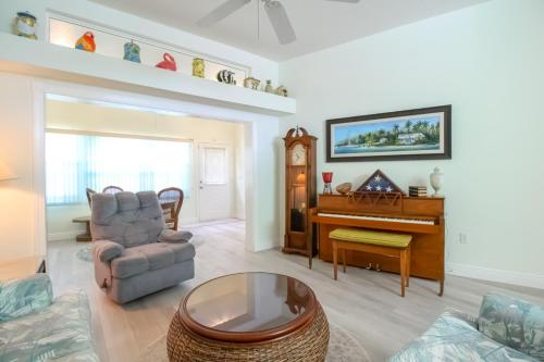 Bright N Cheery in Bradenton, USA