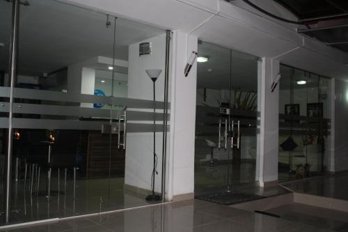 Stay Blue Hotel - 출입구