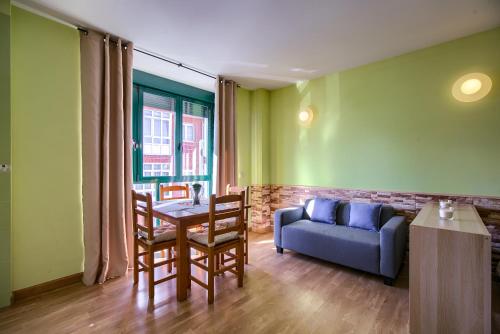 Apartamentos Barajas - image 12