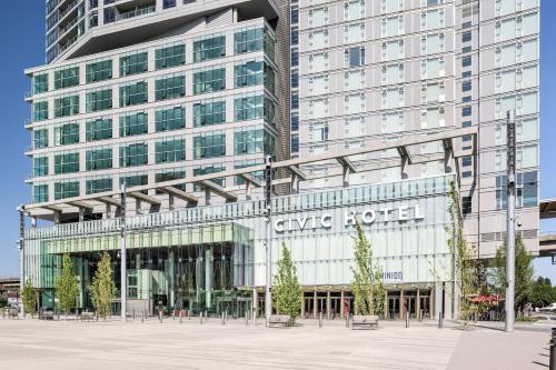 Civic Hotel, Autograph Collection in Surrey, Canada
