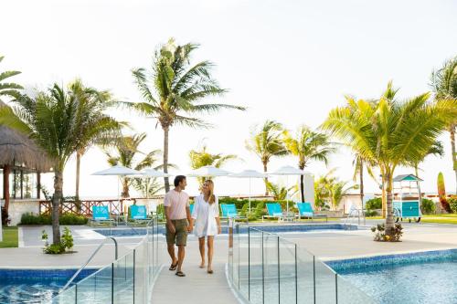 Margaritaville Beach Resort Riviera Cancún - An All-Inclusive Experience for All