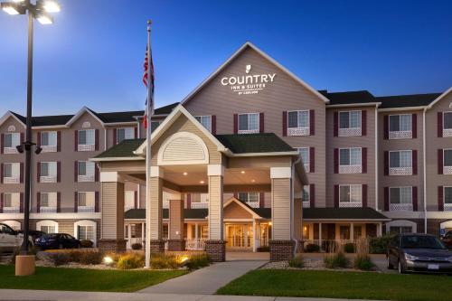 Country Inn & Suites by Radisson, Northwood, IA Ideally located in the prime touristic area of Northwood, Country Inn & Suites by Carlson - Northwood promises a relaxing and wonderful visit. The hotel offers a high standard of service and amenities