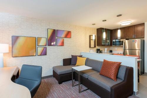 Residence Inn by Marriott Milwaukee West
