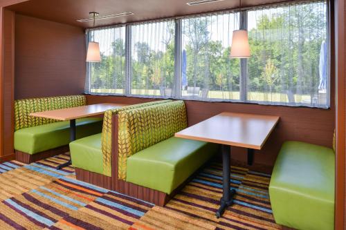 Fairfield Inn & Suites by Marriott St. Joseph