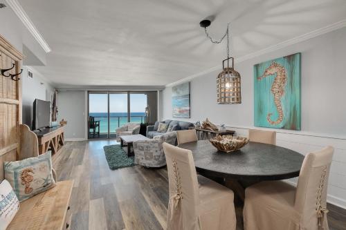 Beachside Two 4281 - image 10