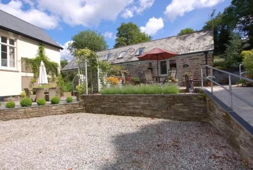 A szálláshely kívülről, Maristow Cottages, overlook Tamar Valley Dartmoor in Bickleigh