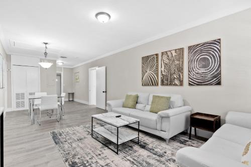 Casa Palmera Paradise Suites in Coral Way in Miami, USA