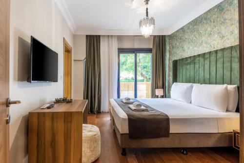 2 bedrooms, 4 beds