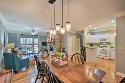 Inviting Kingwood Resort Condo in Clayton! Inviting Kingwood Resort Condo in Clayton!