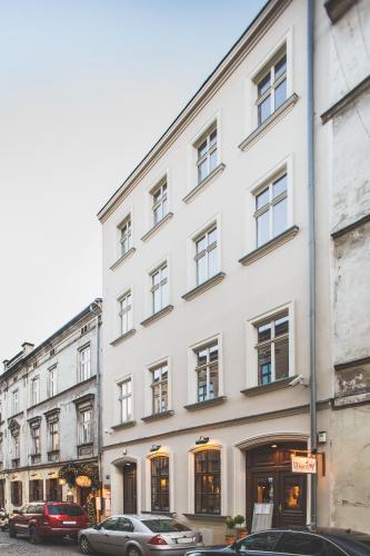 City Vibes by MB Apartments 3