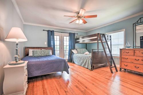 Murrells Inlet Upstairs Unit 1 Block to Beach! - image 8