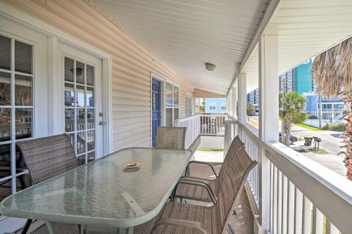 Murrells Inlet Upstairs Unit 1 Block to Beach! - image 3