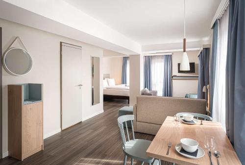 elaya hotel oberhausen, Trademark by Wyndham Room Type - Superior Apartment