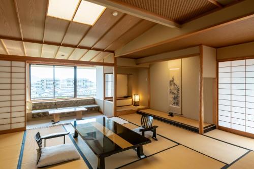 Japanese-Style Room