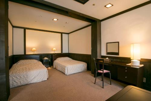 room detail thumbnail 2