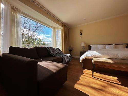 Super Cosy 8Bed & 6Bath in Vancouver heart near to airport