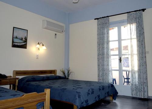 Idroussa - image 4