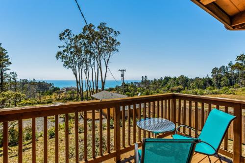 High Tor Upper House with Great Ocean Views