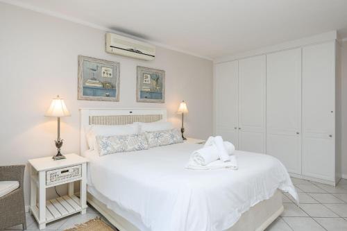 San Lameer Villa 10304 - 2 Bedroom Superior - 4 pax - San Lameer Rental Agency