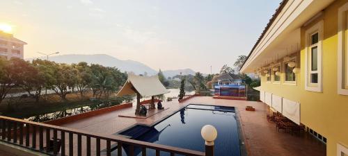 Phu Pha Phung Resort