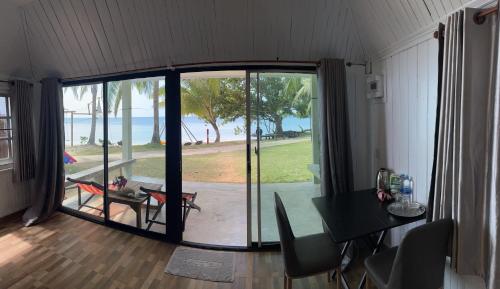 Kohmak HomeHug&Beachclub