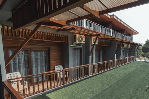 Lanta Ray Bay Hotel (란타 레이 베이 호텔) - 편의 시설/서비스