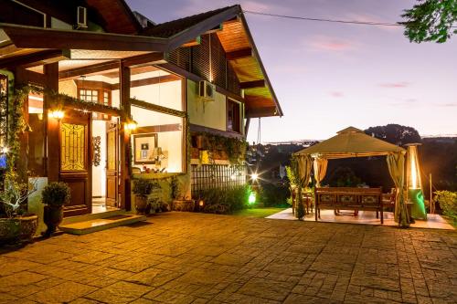 433567587 Casablanca Hotel Boutique