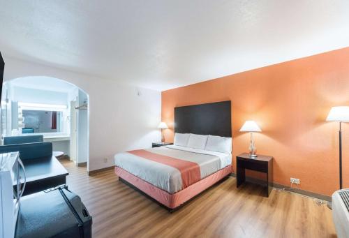 Motel 6 San Antonio TX I10 West in San Antonio, USA