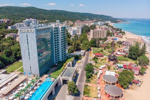 Exterior view, INTERNATIONAL Hotel Casino & Tower Suites in Varna