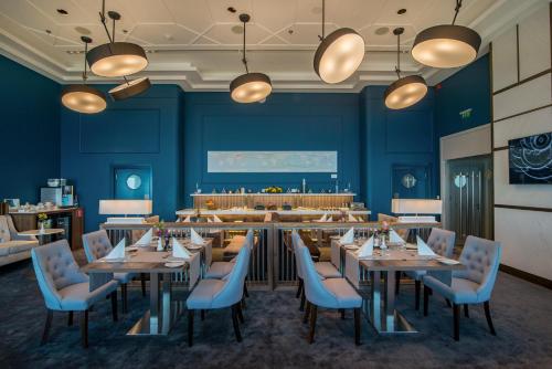 Restaurant, INTERNATIONAL Hotel Casino & Tower Suites in Varna
