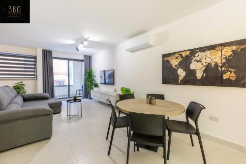 Beautiful, cozy APT just off the Promenade & WIFI by 360 Estates, Sliema (foto 7)
