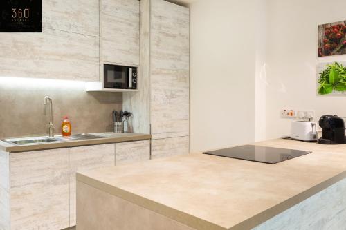 Beautiful, cozy APT just off the Promenade & WIFI by 360 Estates, Sliema (foto 6)
