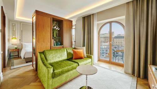 Junior King Suite with Balcony 