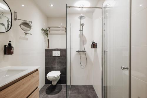 Adam Suites Hotel – Amsterdam, NY