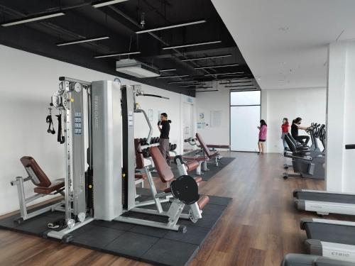 Kozi ONE Homestay Infinity pool & Gym 2Rooms photo 2