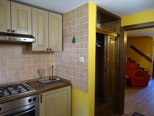 Apartmaji Pr-Gujlu Sela nad Podmelcem 5220 TOLMIN